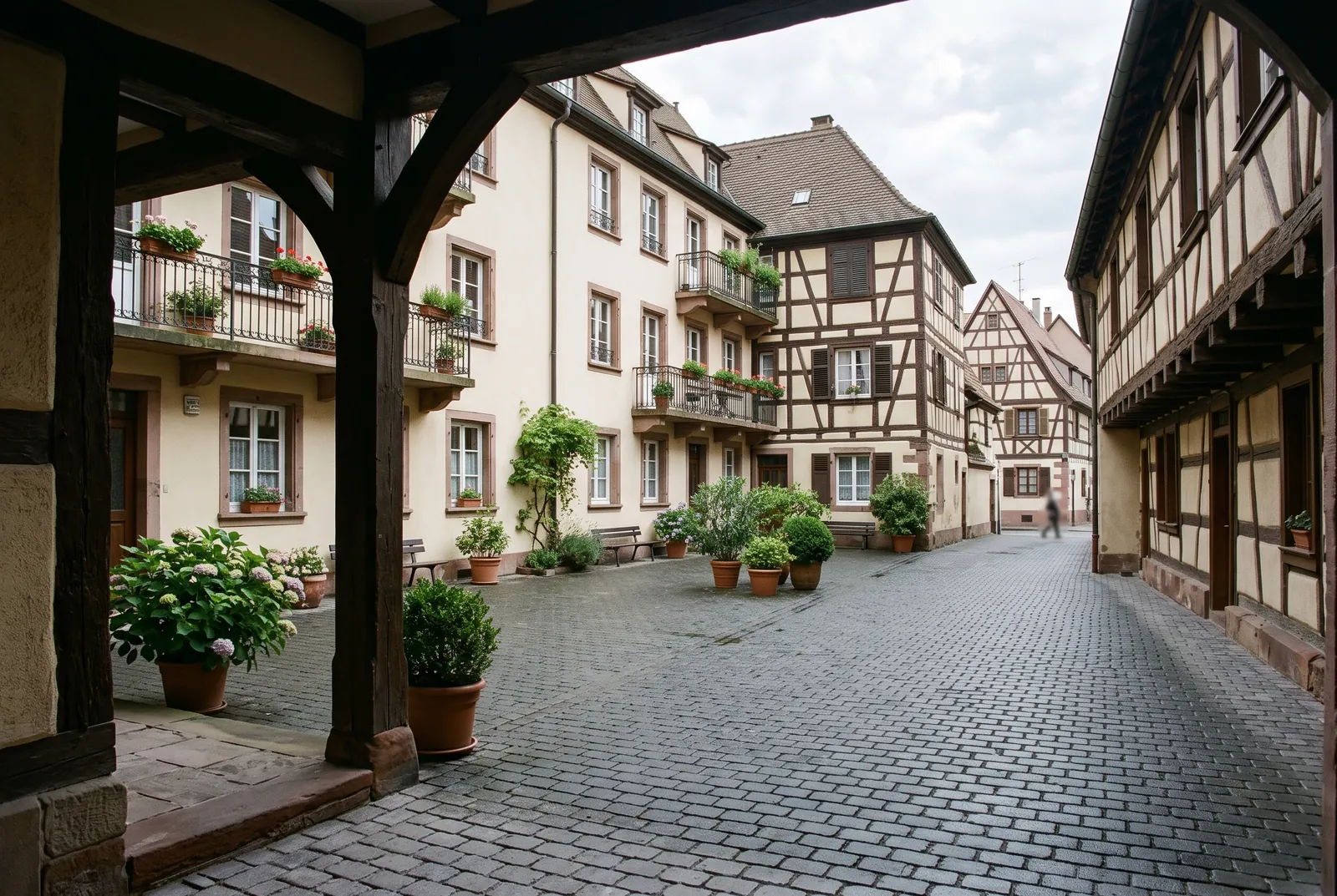 Cour intérieure d'un immeuble à Haguenau